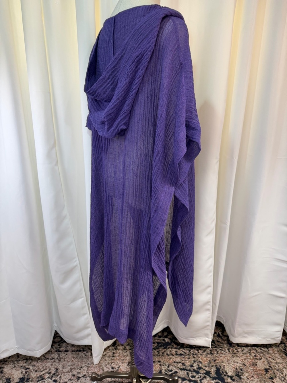 NWT Lisa Marie Fernandez ‘Oversized Crinkled Linen-Blend Gauze Poncho’ in Purple - Picture 9 of 16